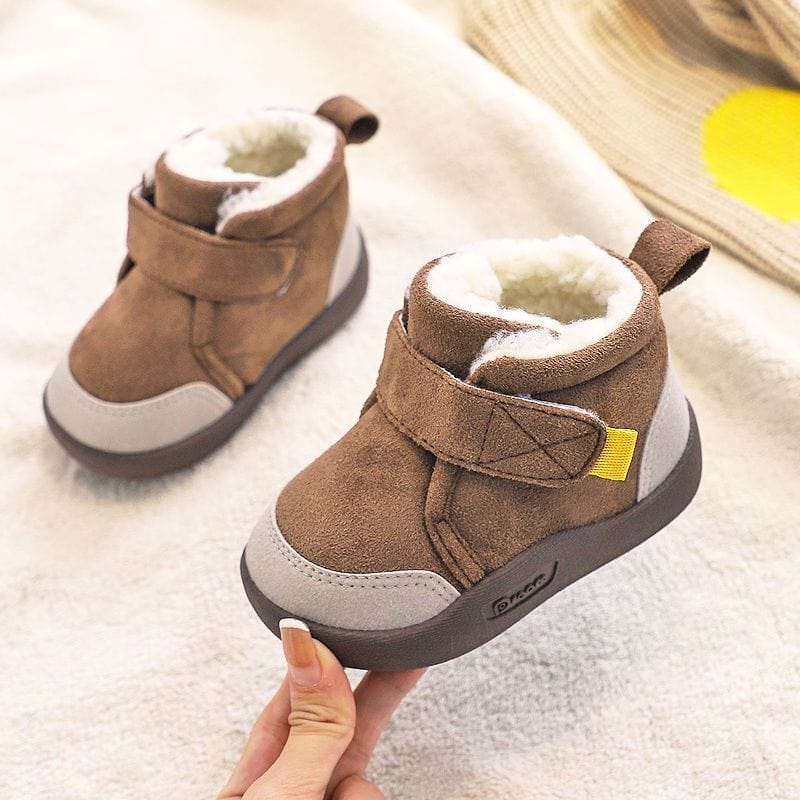 Flufeez™ Infant Winter Boots – Plush and Soft Sole Baby Snow Shoes